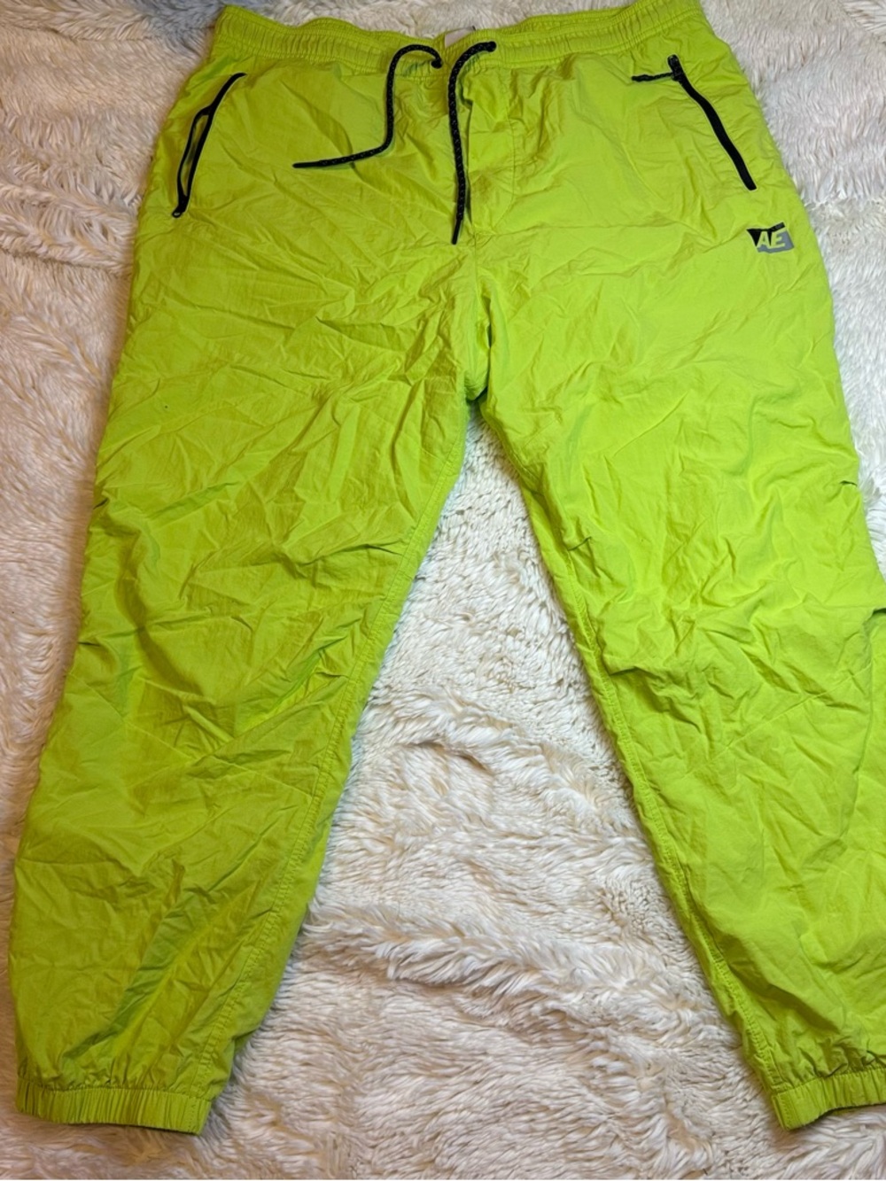 American Eagle men’s XL Outfitters Neon Lime Track Joggers mesh lining